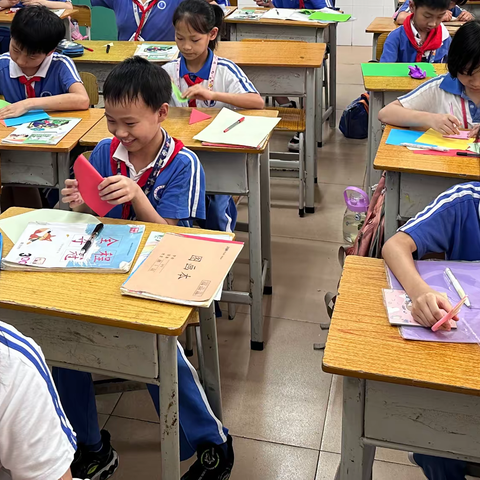 母亲节感恩活动——304班母亲节礼物手工制作