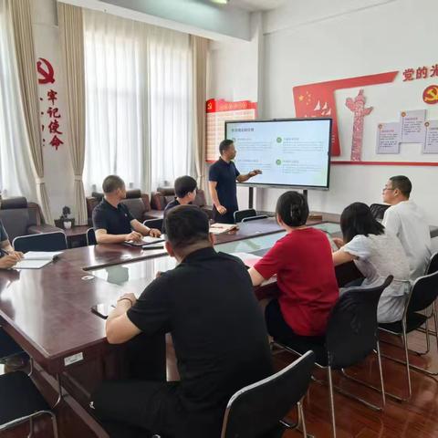 大黄山实验小学《建设一所新学校》校干读书分享会纪实