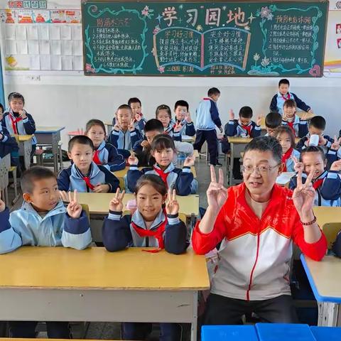 台盟搭桥 名师送教——工作坊成员冯建华老师赴福建龙岩漳平永福中心学校参加送教活动