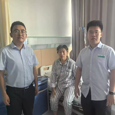 病床前的“移动银行”｜农行开发区支行为住院患者打通理赔“绿色通道”