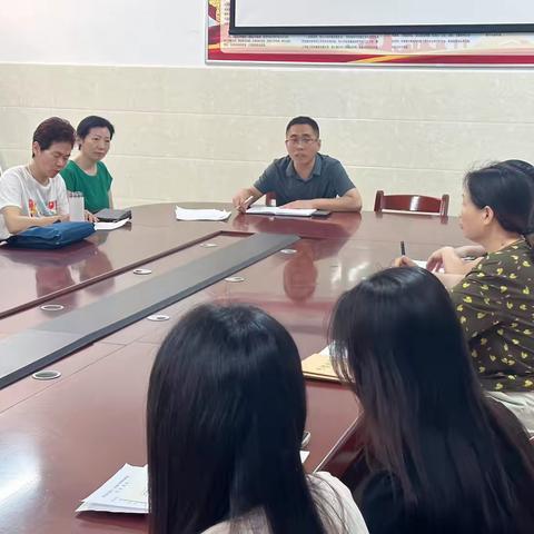 郾城区第三初级中学理化生组化学集体备课会
