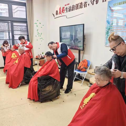 虹馨志愿队进社区 便民服务齐出力