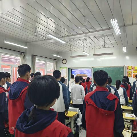 《防止电信诈骗，杜绝校园欺凌》主题班会