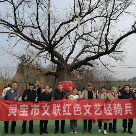 妙笔绘就乡村美景——灵宝市美术家协会走进川口乡湾底村开展采风创作活动