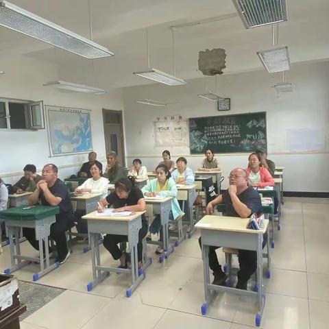 《义务教育法》《教师法》