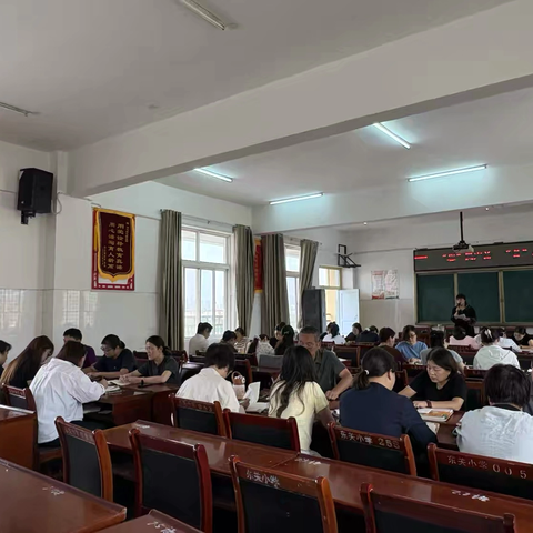 “集”思广益   “备”出精彩——语文集体备课活动