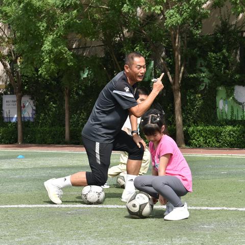 中北镇第二小学 一年一班 足球队选拔公开课