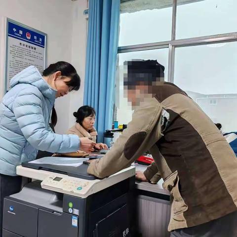 农民工讨薪难      司法所来帮忙