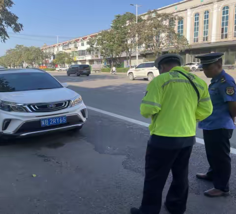 大美遵化｜遵化市城管局执法三中队交通专项整治行动