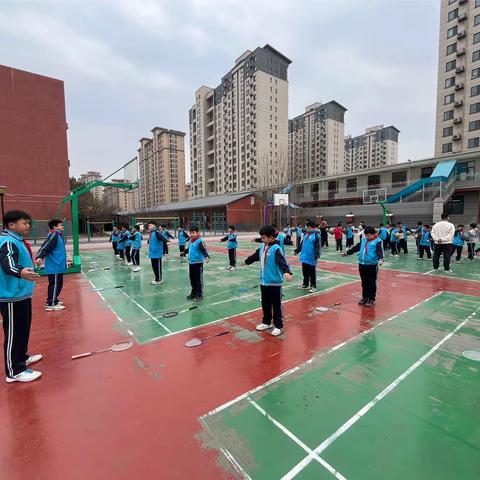 诚睦路小学羽毛球社团