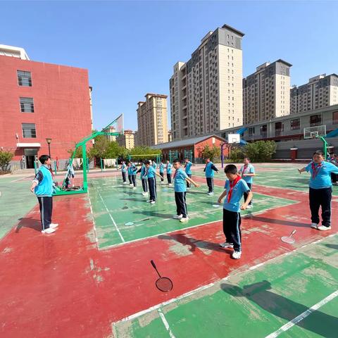 诚睦路小学羽毛球社团