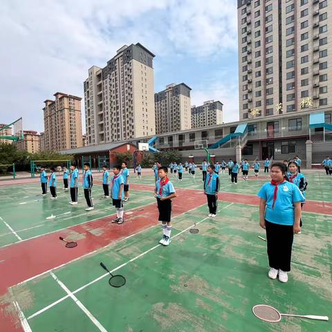 诚睦路小学羽毛球社团