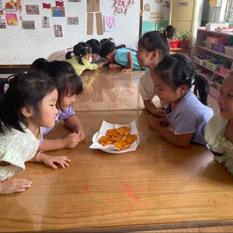 团圆迎中秋 巧手做月饼（大激店石家庄幼儿园）