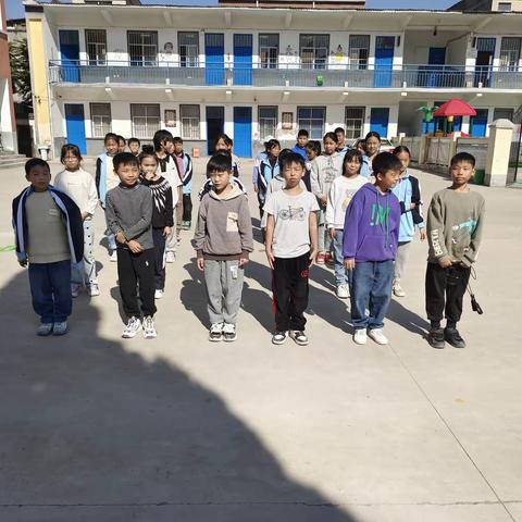 绳采飞扬、跳动梦想 ——黄龙庙小学跳绳比赛