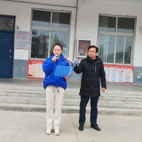 拔河比赛促团结，凝心聚力展风采——黄龙庙小学“迎元旦”拔河比赛