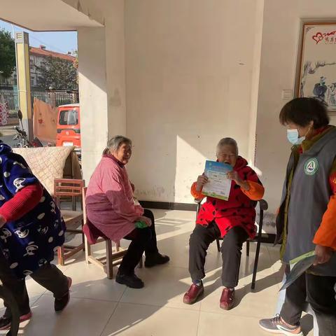 垃圾分类入户宣传