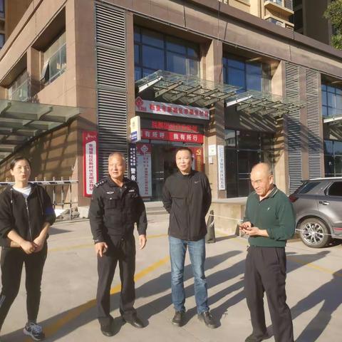 解放门街道开展脱失吸毒人员查找工作