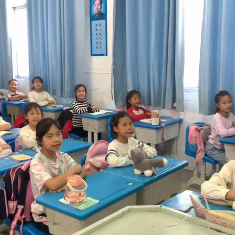 七里店小学三年级小主持人