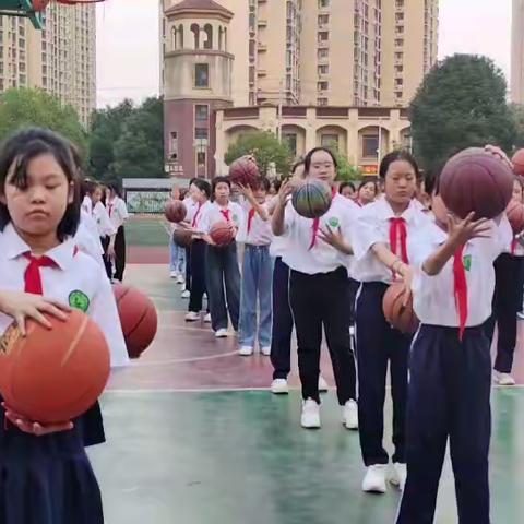 “让成长看得见”——东津第一实验小学五一班“传家风，立家训”主题家长分享交流会