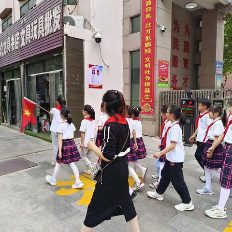 【东风  少队】“走进白水文物  了解彭衙古韵”——东风小学参观白水博物馆少队实践活动