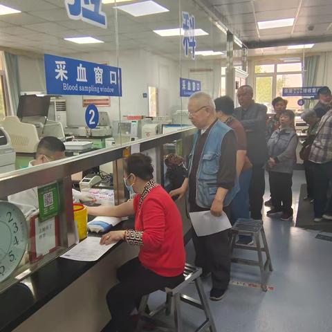 济南市历城区洪家楼街道组织特别家庭人员免费查体活动