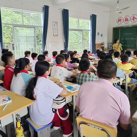 【洪岩镇中心小学——历小篇】 开学迎检查，规范引提升