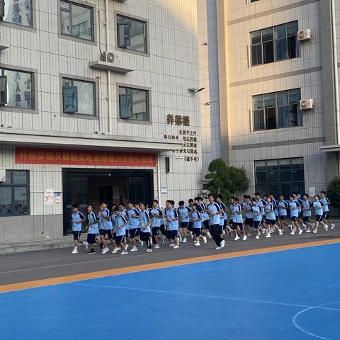 中秋、国庆假期致2302班家长的一封信