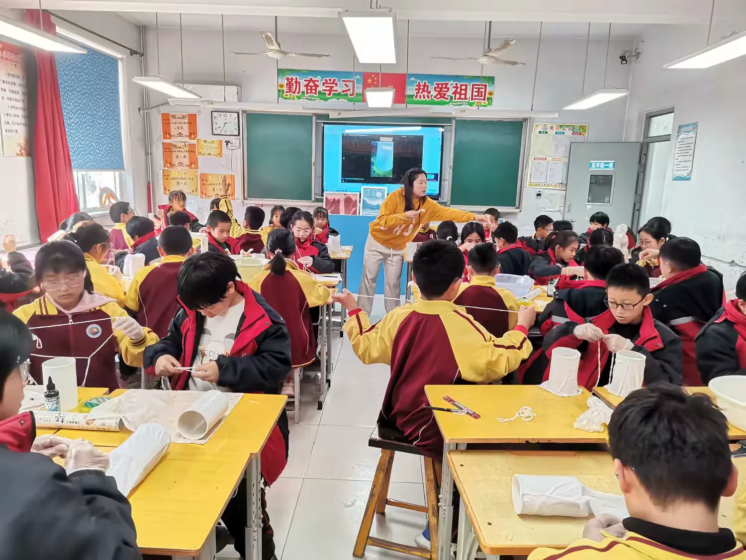 简篇-国学三冬暖,非遗梦不寒
——辛集市青少年校外活动中心送教位伯学区
