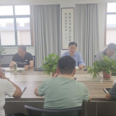 市运管中心组织我市部分普通货运企业召开座谈会