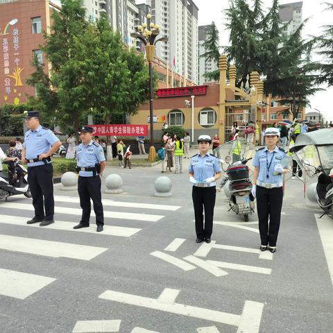 眉县交警提升安全管理水平 筑牢交通“平安路”