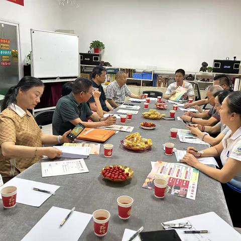 元墩头社区老年人协会积极参加沙头角街道老协举行的“金婚家庭、美好家庭”评选启动活动