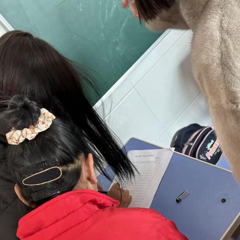 家校同心 携手同行——南大留小学四年级期末家长会