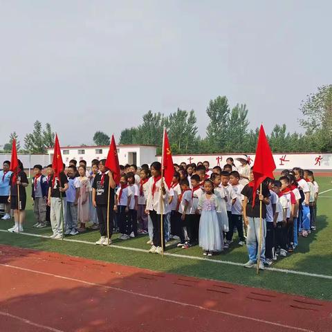 红领巾爱祖国 时庄街道马家村小学新队员入队仪式