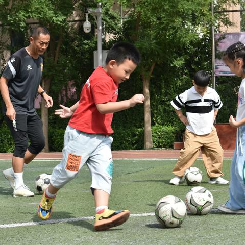 中北镇第二小学 一年四班 足球队选拔公开课