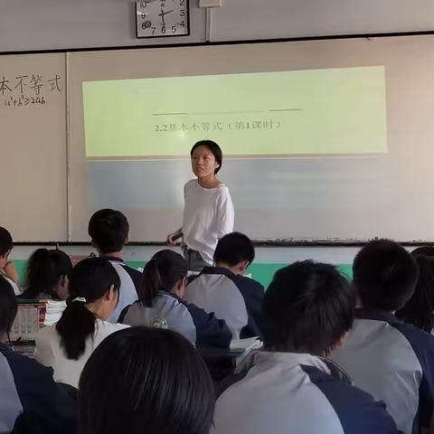 提高教学水平，打造高效课堂——综合高中数学组教研活动