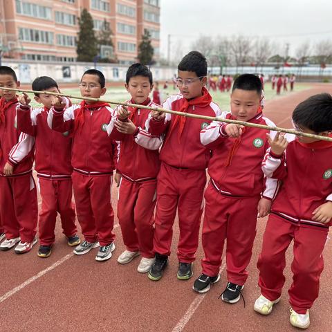 在合作中共赢——孙家寨小学三四年级心理活动