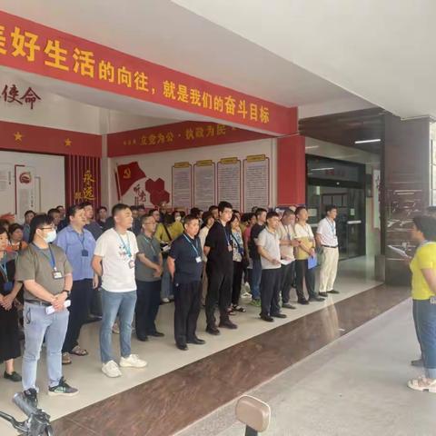 区委政法委副书记马光地带队到狮岭镇开展人屋登记纳管指导工作