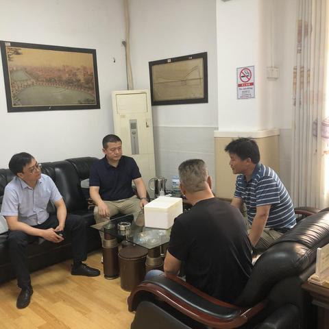 5.30区委政法委副书记汤淑军带队到新雅街开展出租屋节前安全督导检查
