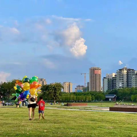 2023年金秋十月知心好友来到灵龟山生态公园露营