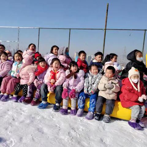 “小雪驹的第一次奔跑” ——神农戏雪园马年冰雪派对邀请小勇士啦！