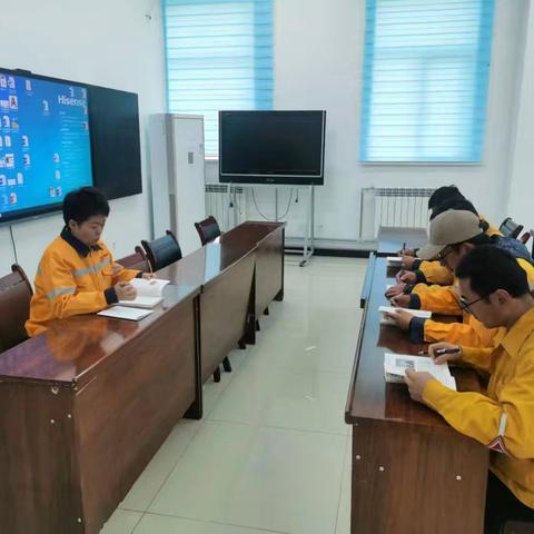 上好“第一课”   把好“第一关” ——探伤车间党支部开展“筑牢信仰之基”《入党积极分子教材》集中学习