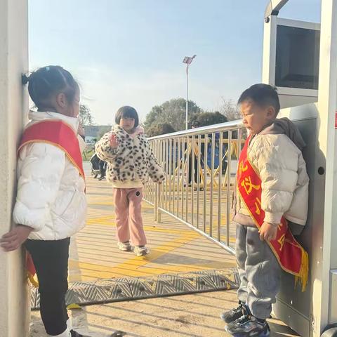 清湖中心幼儿园第六周工作简报（2025.3.17——2025.3.21）