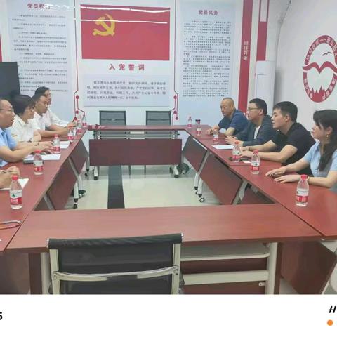 “党建引领， 提质赋能”——小寨路街道崇德坊社区与中国移动陕西分公司雁塔分公司签订《党建和创活动倡议书》