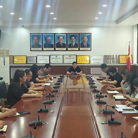 市文广旅局传达贯彻全市深入贯彻中央八项规定精神学习教育专题党课暨作风纪律整顿警示教育大会精神