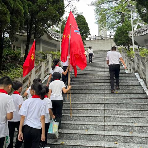 缅怀革命先烈，弘扬蕉山精神