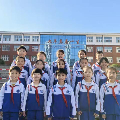 同学相伴的校园时光