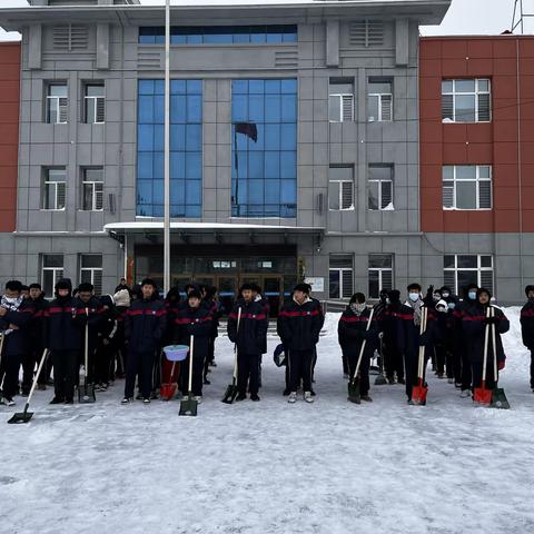 延寿县职教中心校园冰雪系列活动                             —— 校园雪雕比赛