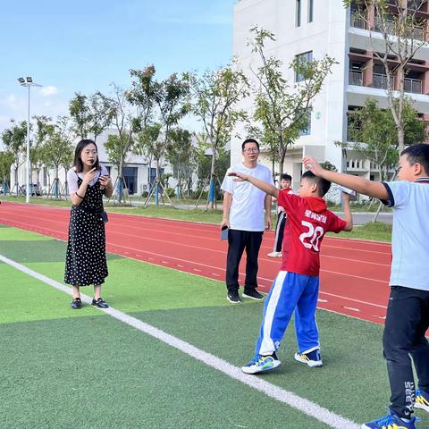 [东湖·科技节]徐州市东湖实验学校科技节--中年级组科技竞赛