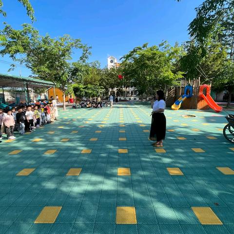 消防演练·安全同行 —东方市三家镇中心幼儿园消防演练活动