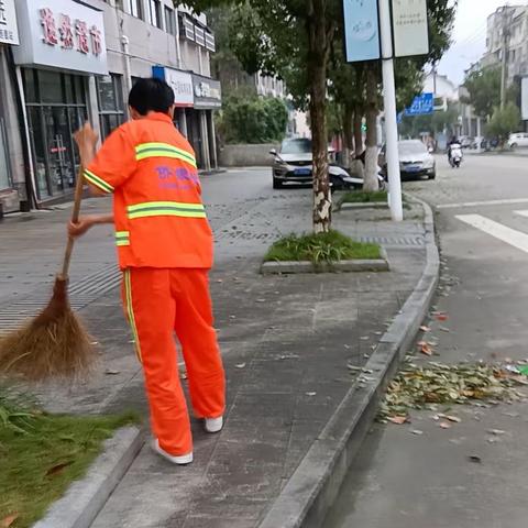 “双节不休，环卫橙持续在线”——旌德侨银环保科技有限责任公司